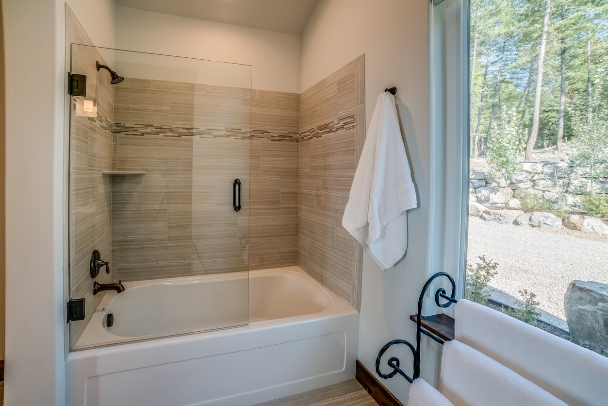 Shower & Tub Repair in Northampton